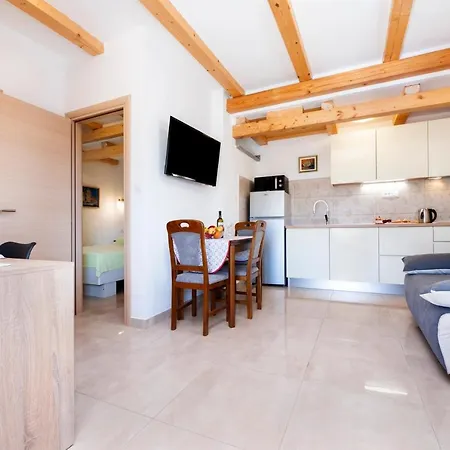 Apartment Casetta In Campagna Rovinj